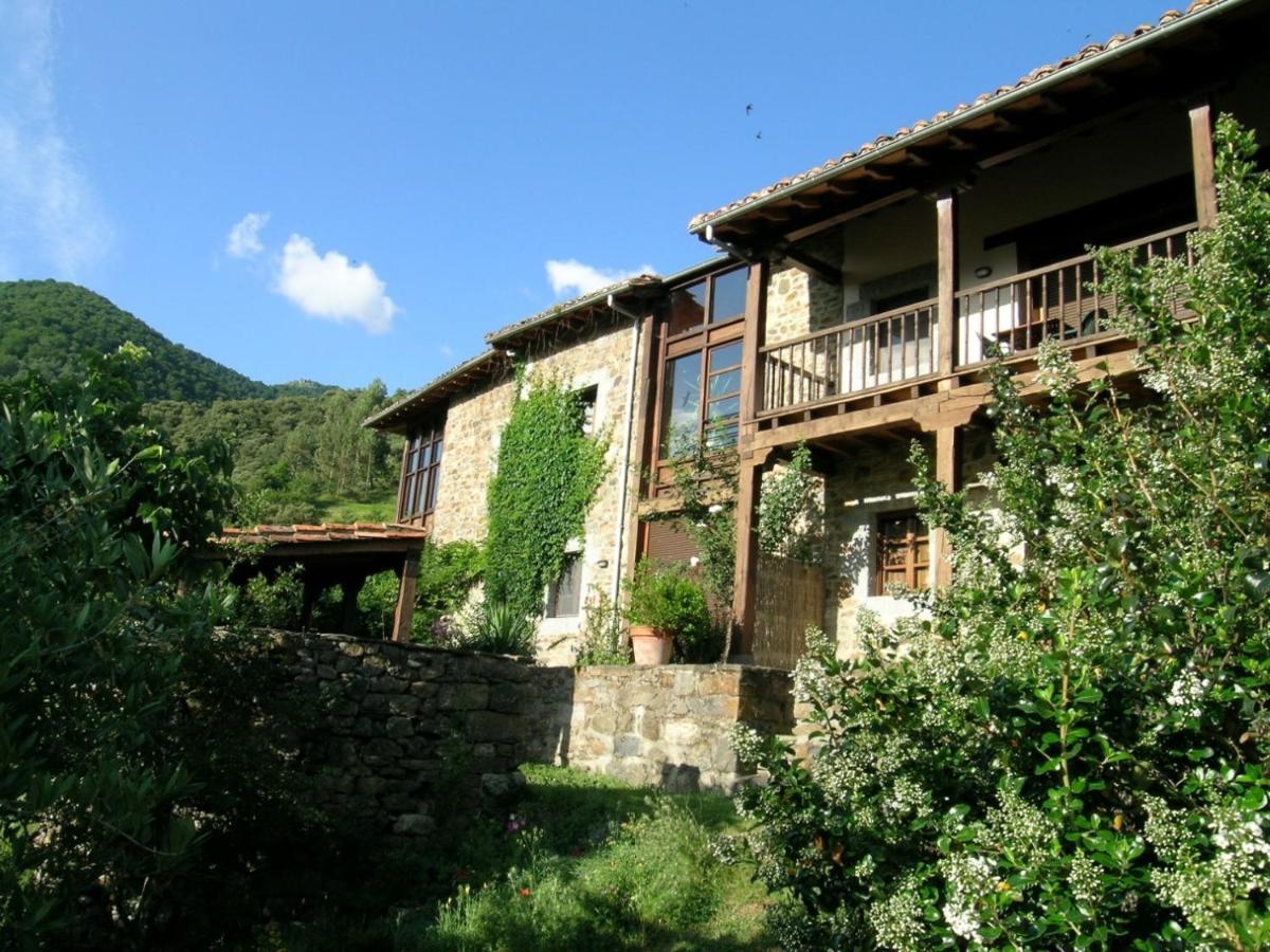 Lomeña Olmares Terrace Apartment - Picos De Europa מראה חיצוני תמונה