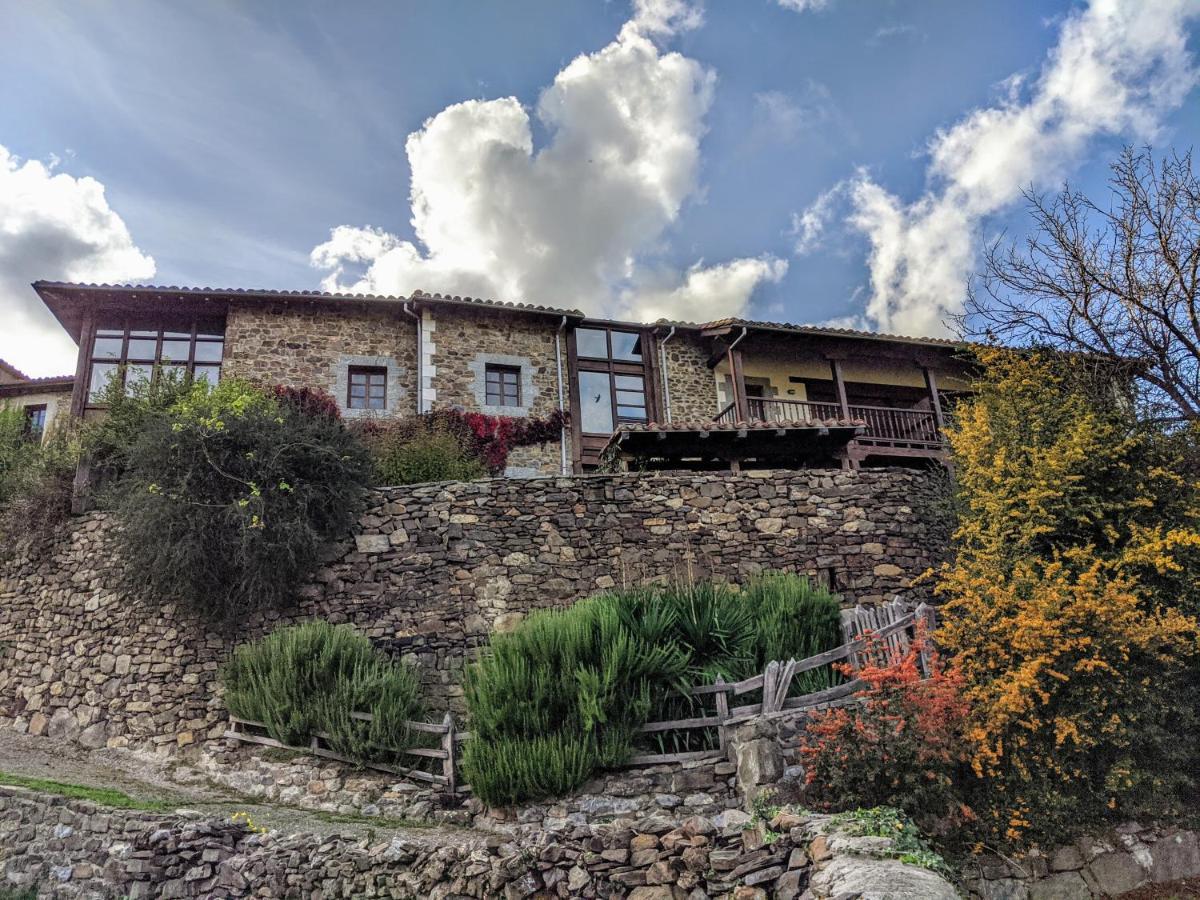 Lomeña Olmares Terrace Apartment - Picos De Europa מראה חיצוני תמונה